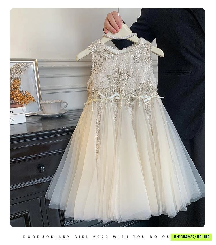 ĐẦM CÔNG CHÚA GẮN HOA 3D BLUETOWN