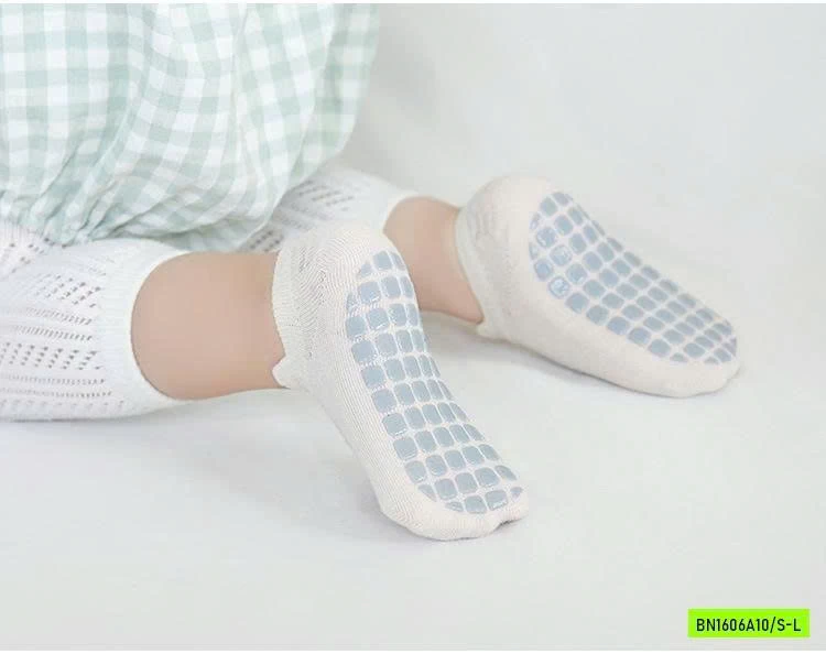 SÉT 5Đ TẤT CỔ NGẮN CHỐNG TRƯỢT NEMO