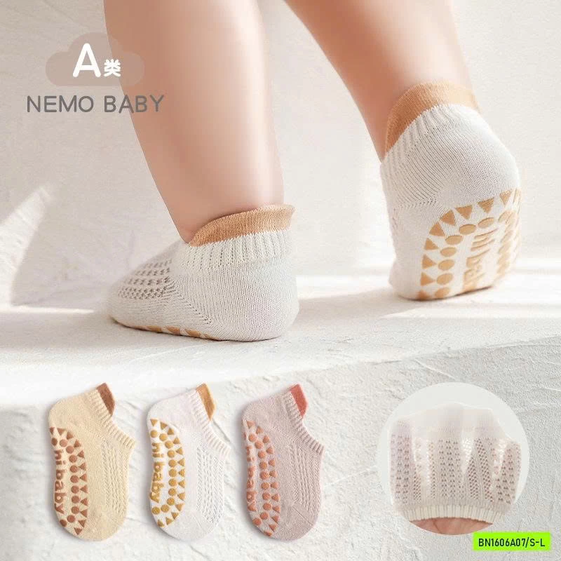 SÉT 3Đ TẤT CHỐNG TRƯỢT TRƠN MÀU