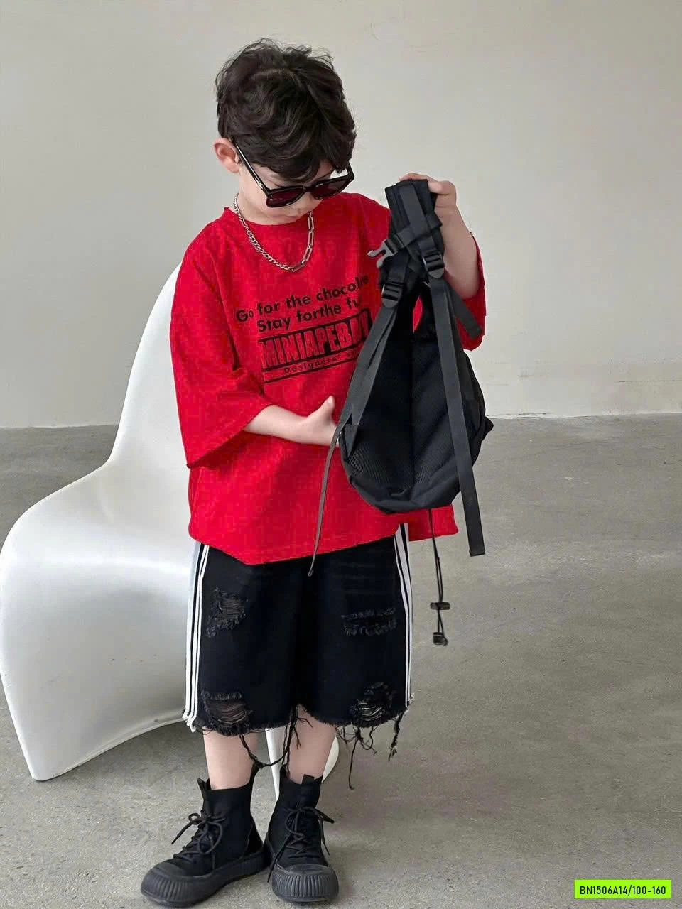 ÁO IN CHỮ MINIAPE