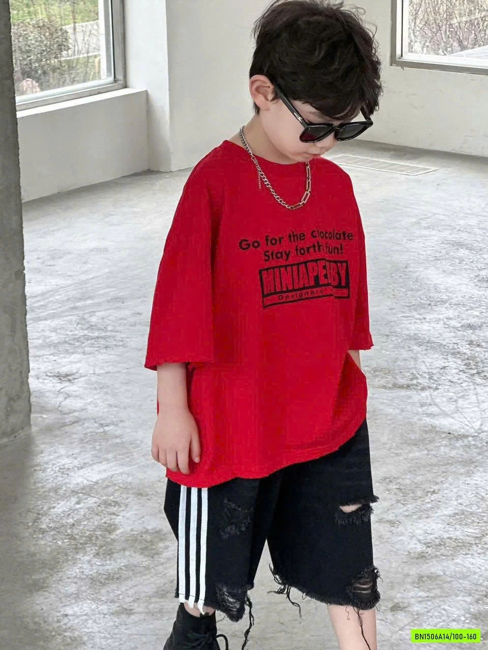 ÁO IN CHỮ MINIAPE