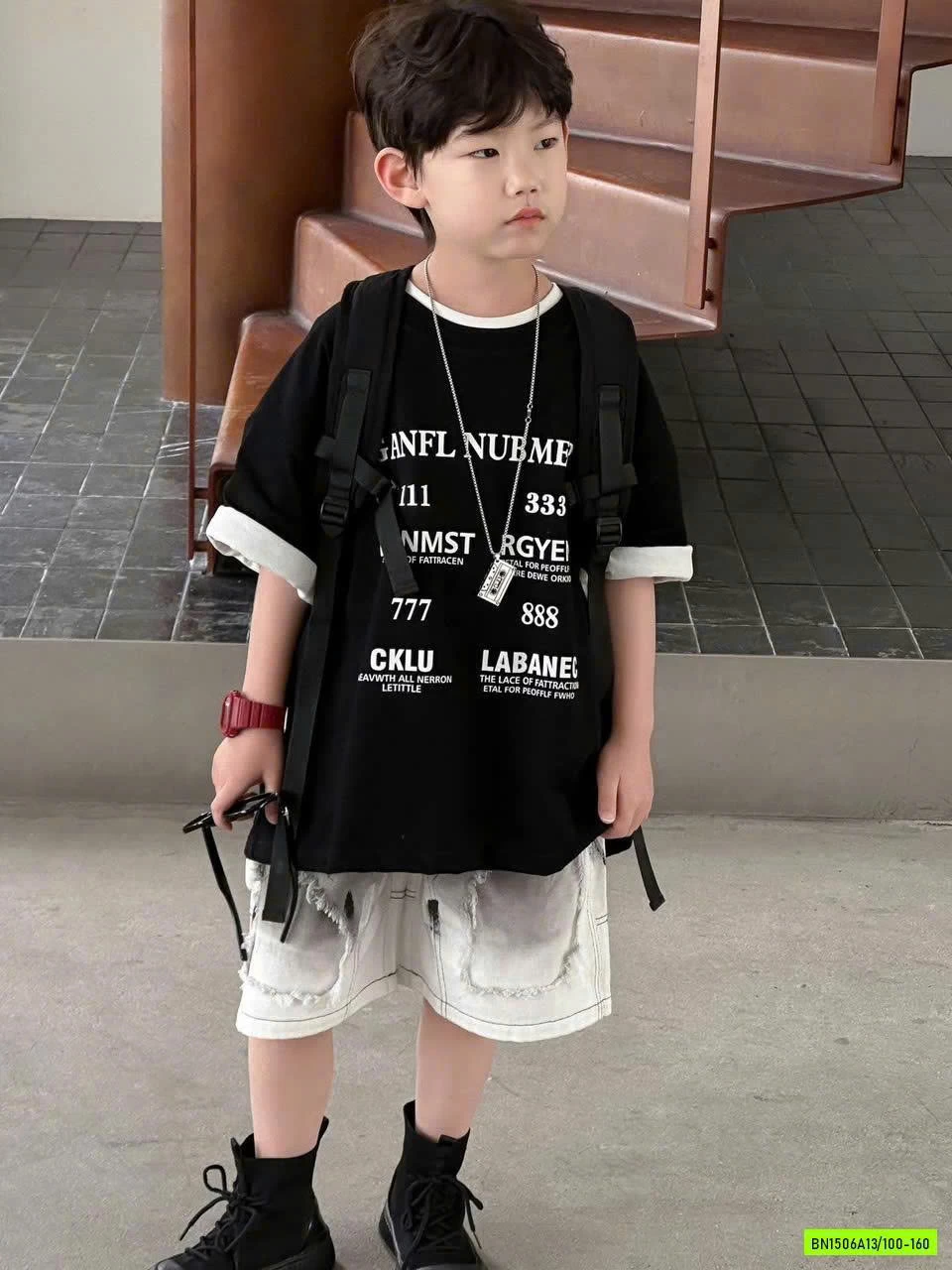 ÁO THUN ĐEN IN CHỮ