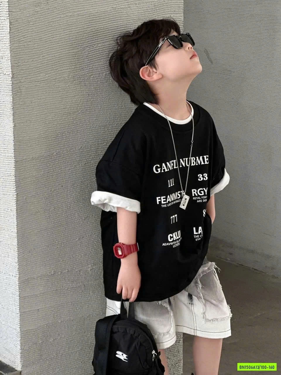 ÁO THUN ĐEN IN CHỮ