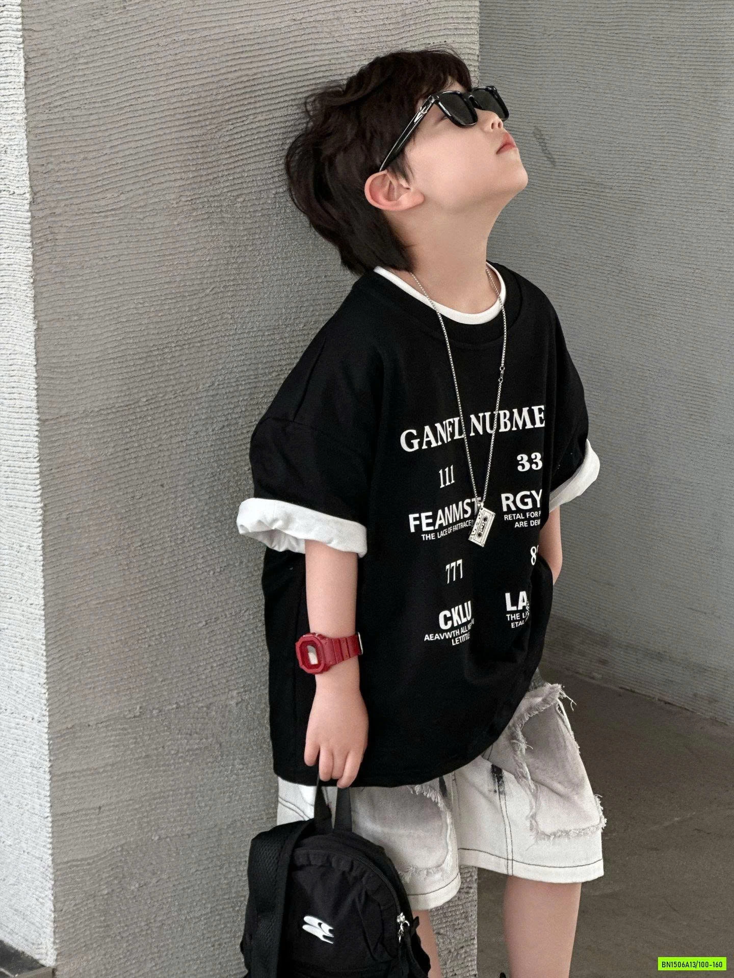 ÁO THUN ĐEN IN CHỮ