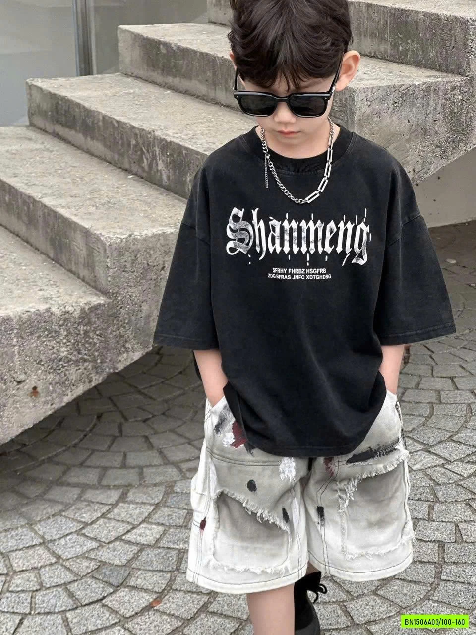 ÁO ĐEN IN CHỮ MIX SHORT LOANG