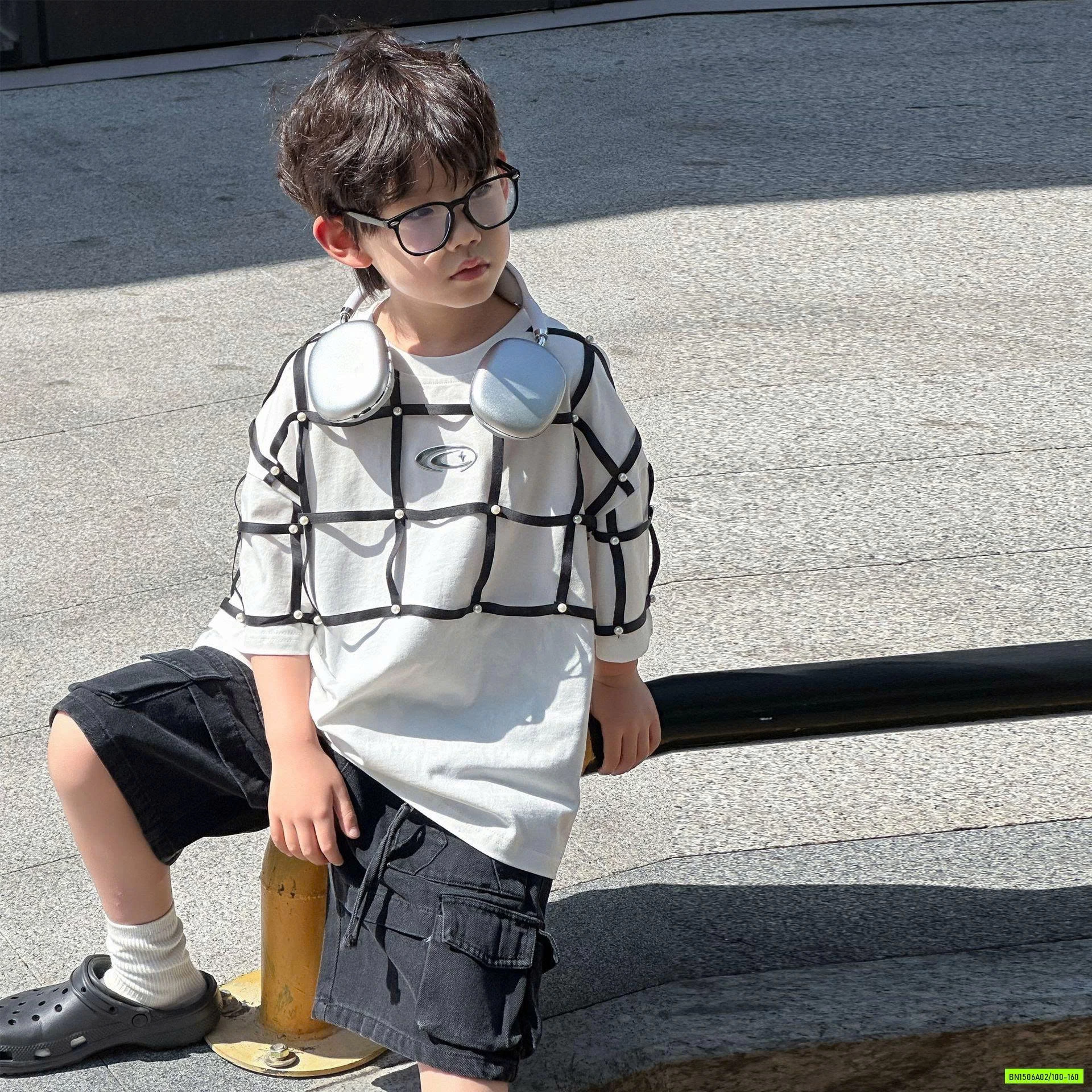 ÁO THUN KẺ Ô VUÔNG GẮN NGỌC