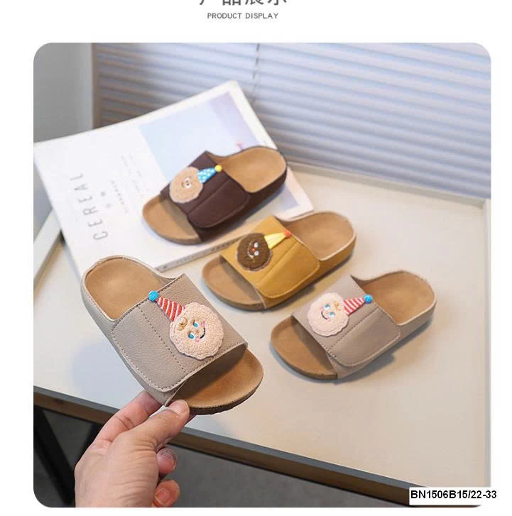 DÉP LÊ QUAI DÁN DẾ THƯƠNG