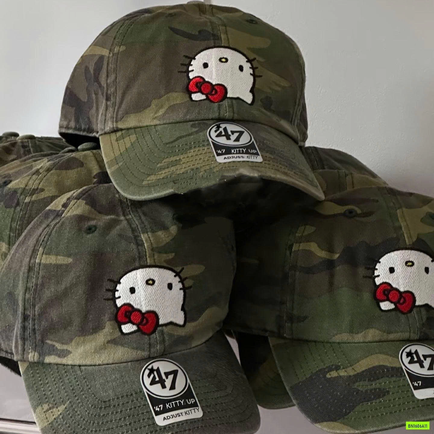 MŨ KẾT RẰN RI THÊU KITTY