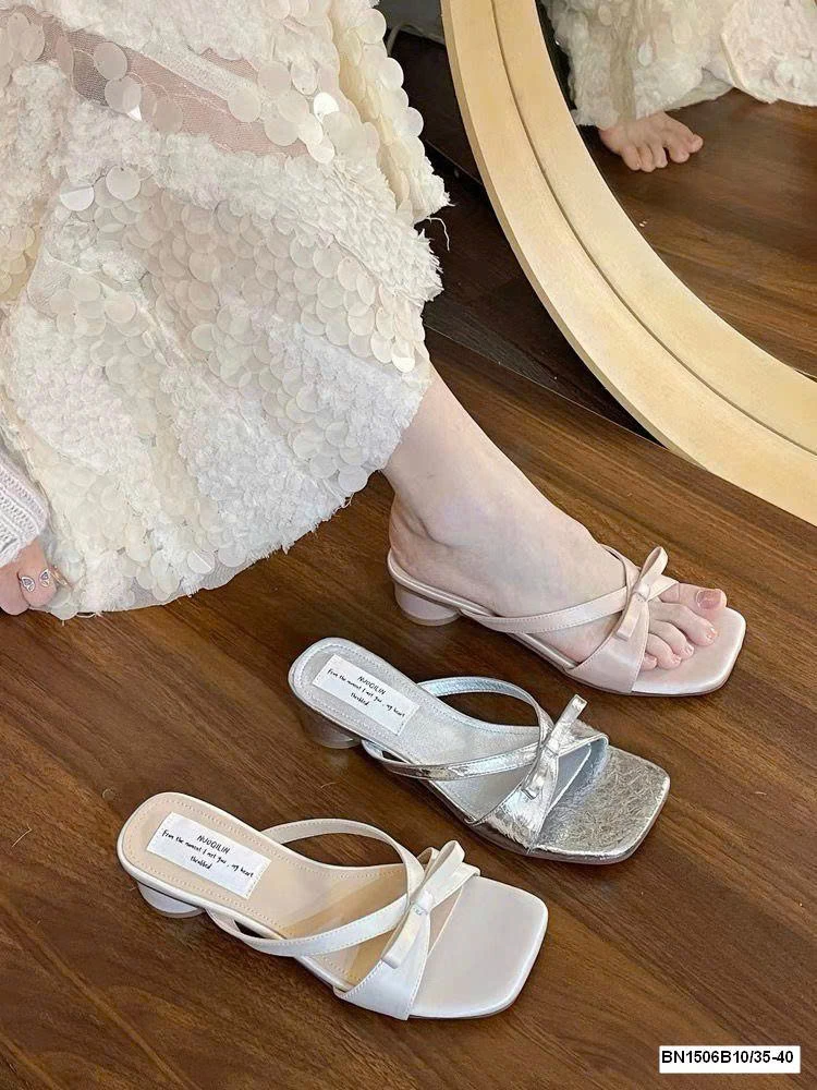 DÉP NƠ QUAI MẢNH