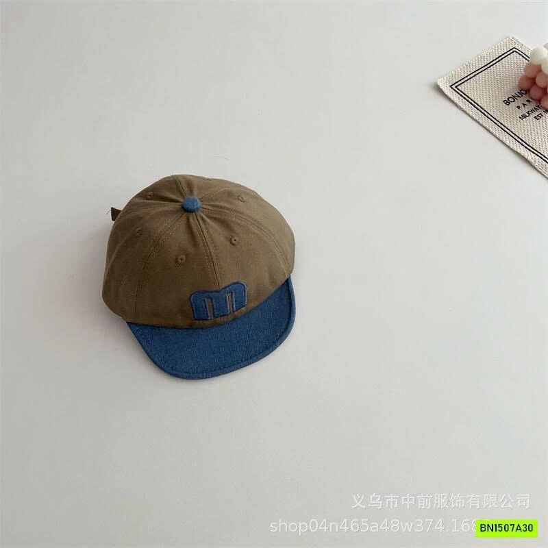 MŨ LƯỠI TRAI MỀM CHỮ M