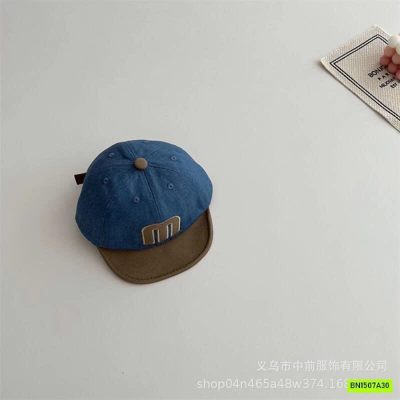 MŨ LƯỠI TRAI MỀM CHỮ M