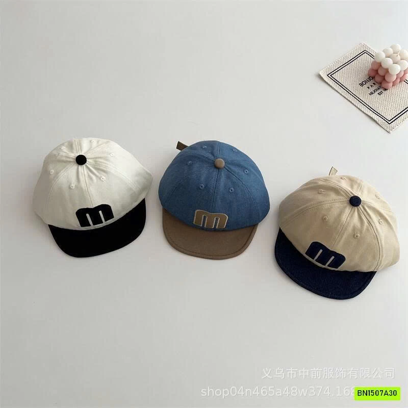 MŨ LƯỠI TRAI MỀM CHỮ M