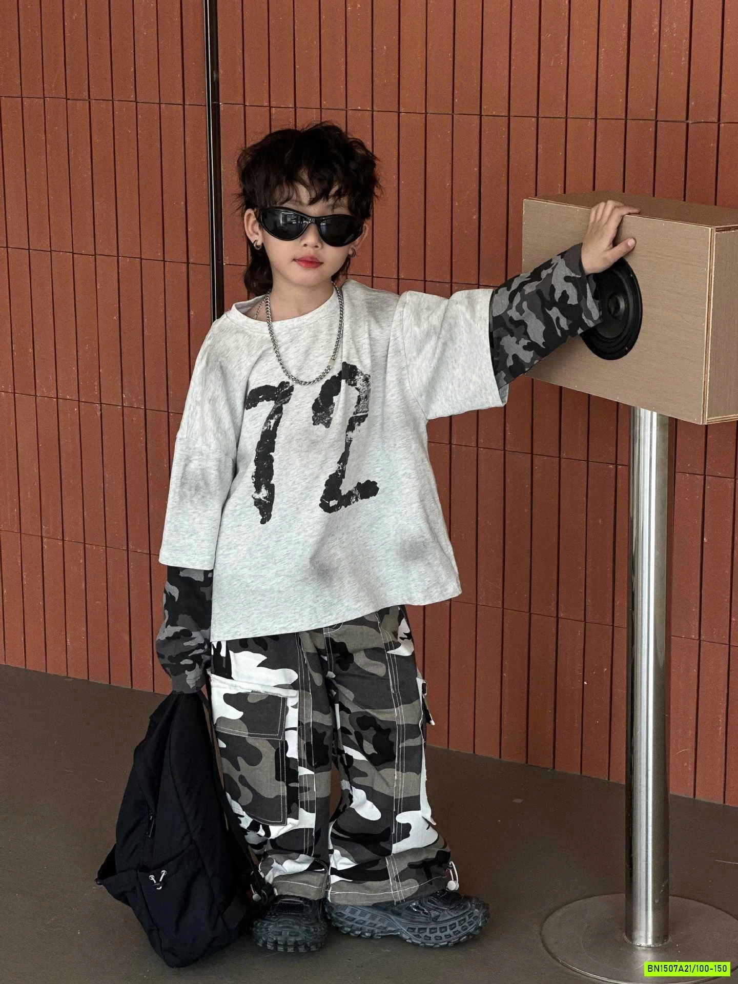 ÁO THUN SỐ 13 RẰN RI GIẢ 2 LỚP