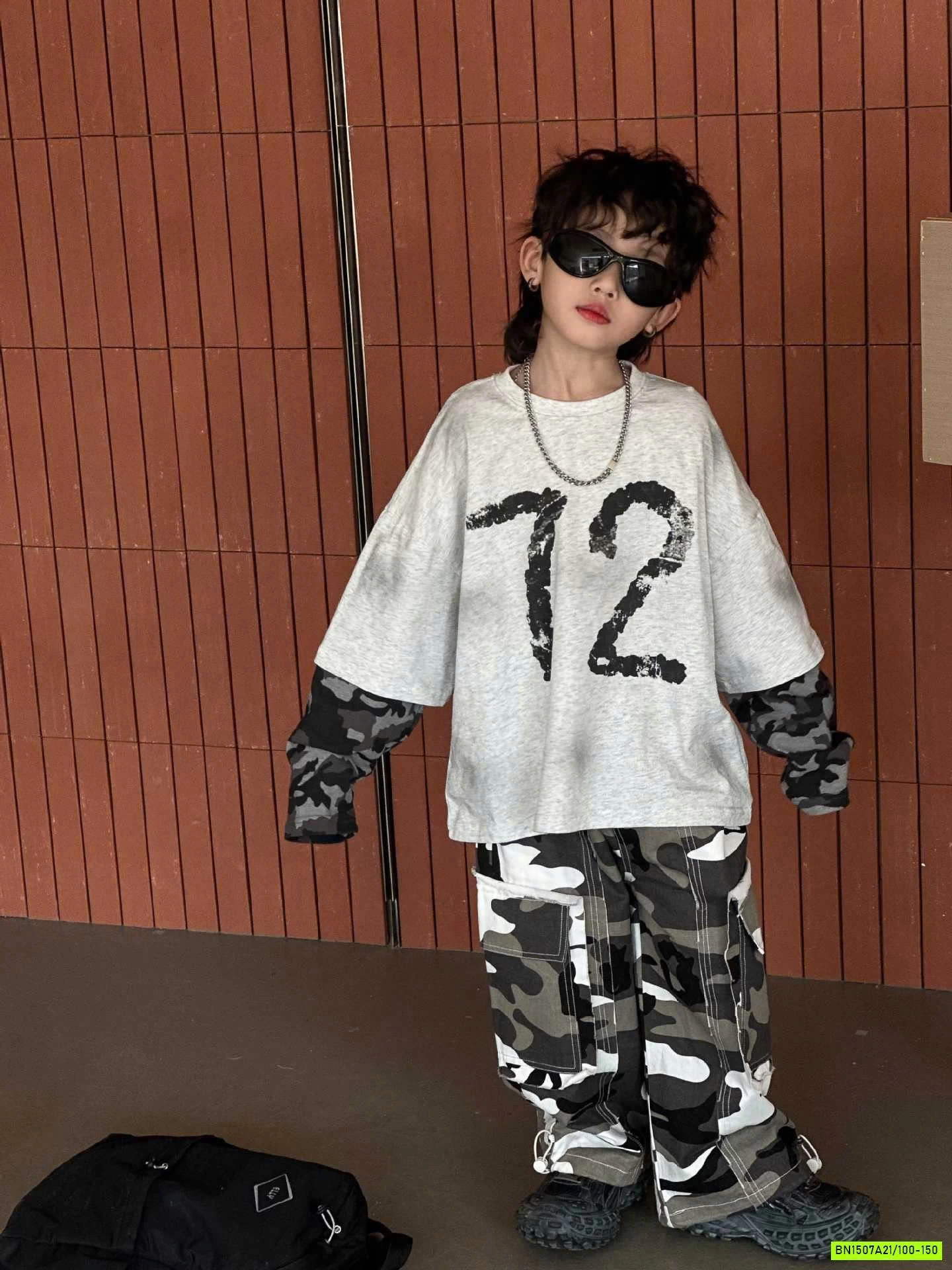 ÁO THUN SỐ 13 RẰN RI GIẢ 2 LỚP