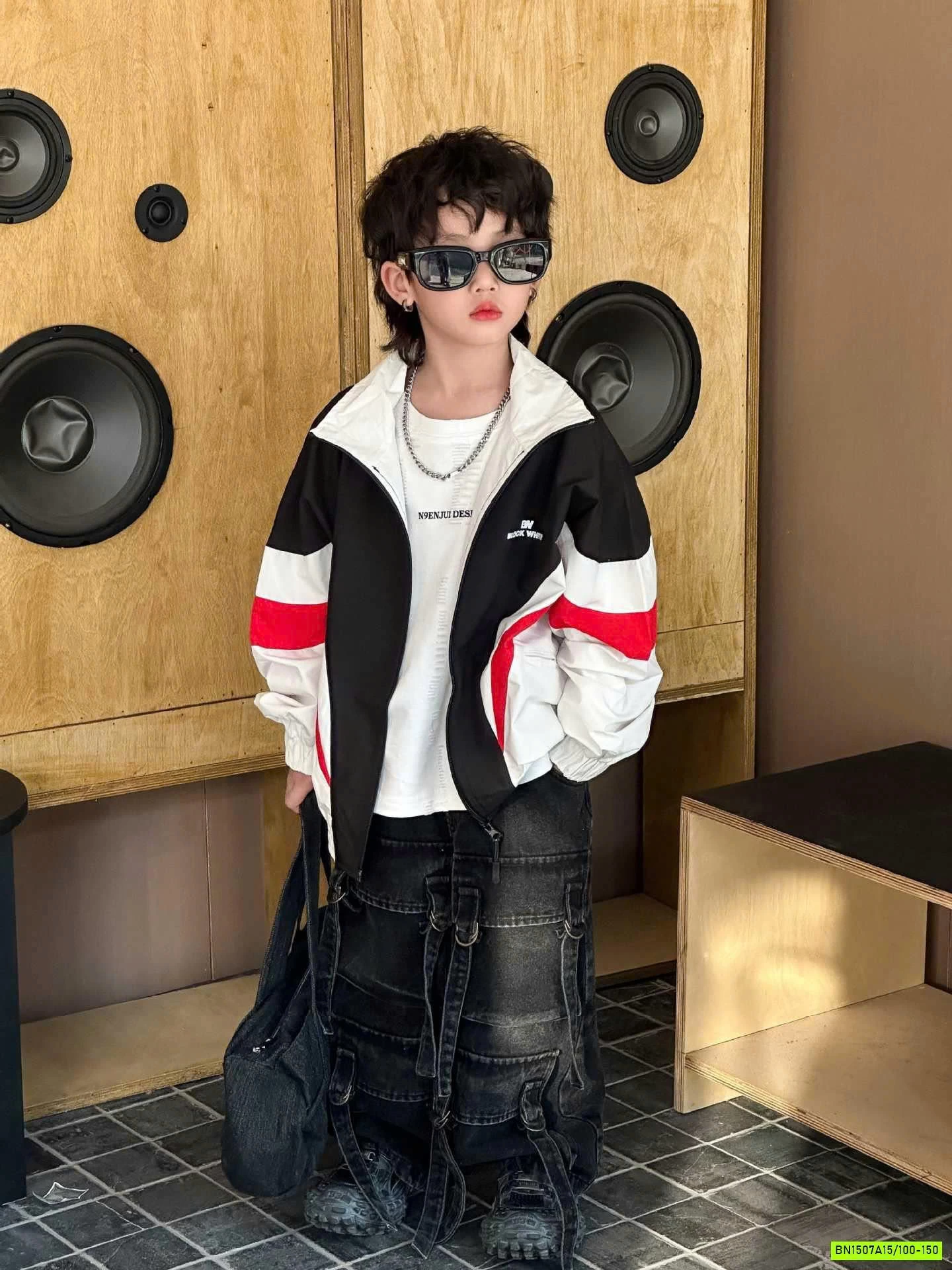 KHOÁC GIÓ PHỐI MÀU CÁ TÍNH