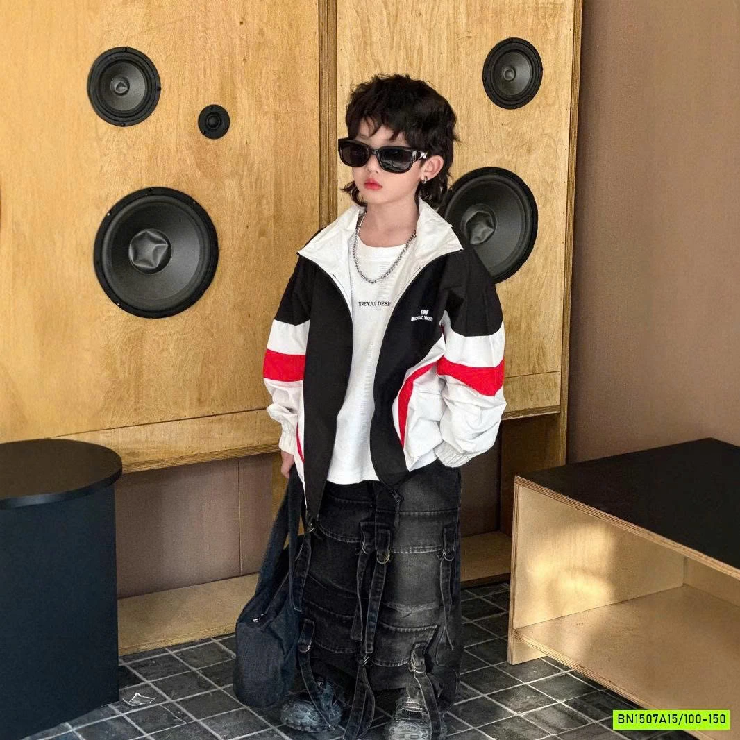 KHOÁC GIÓ PHỐI MÀU CÁ TÍNH