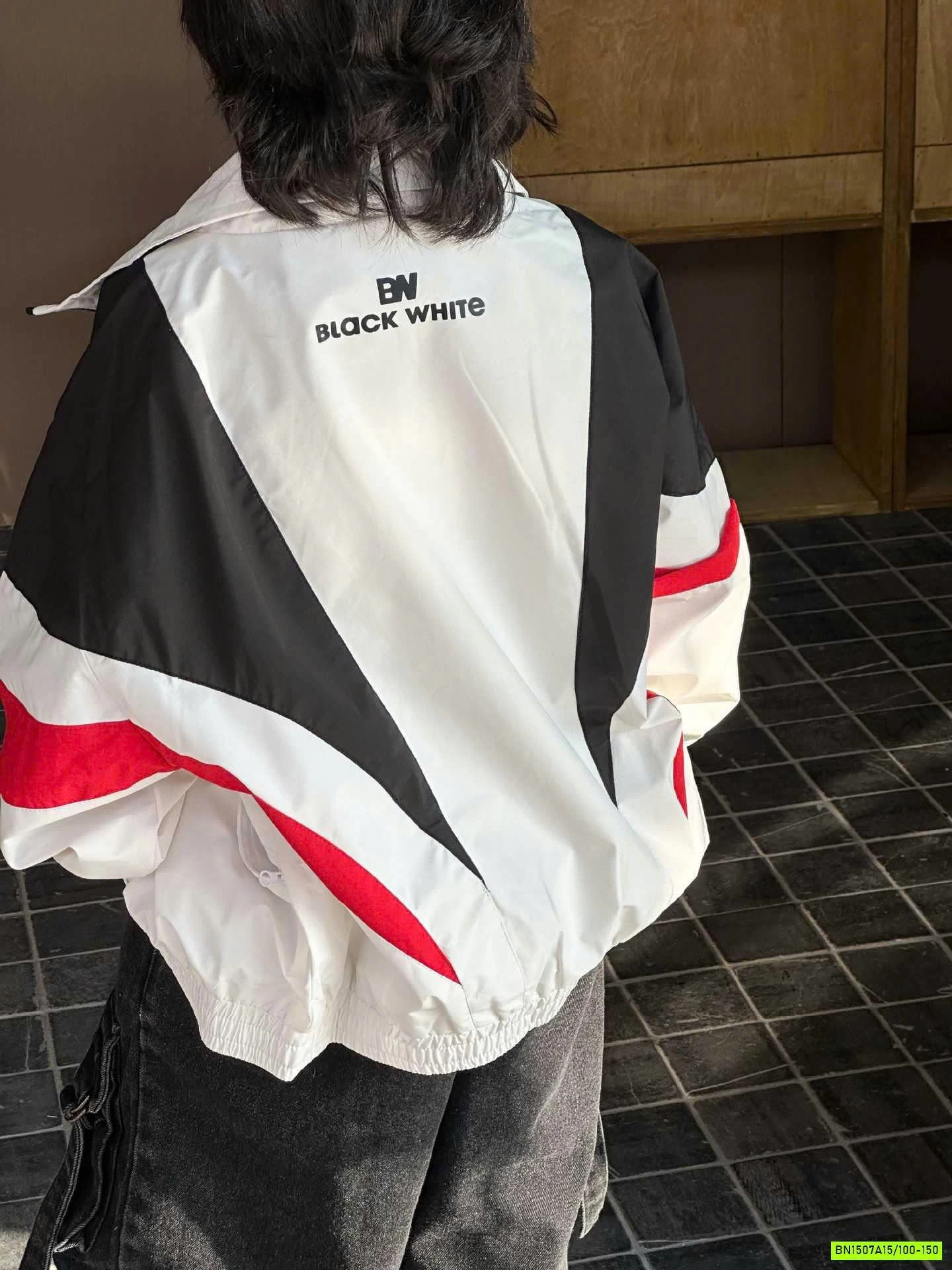 KHOÁC GIÓ PHỐI MÀU CÁ TÍNH