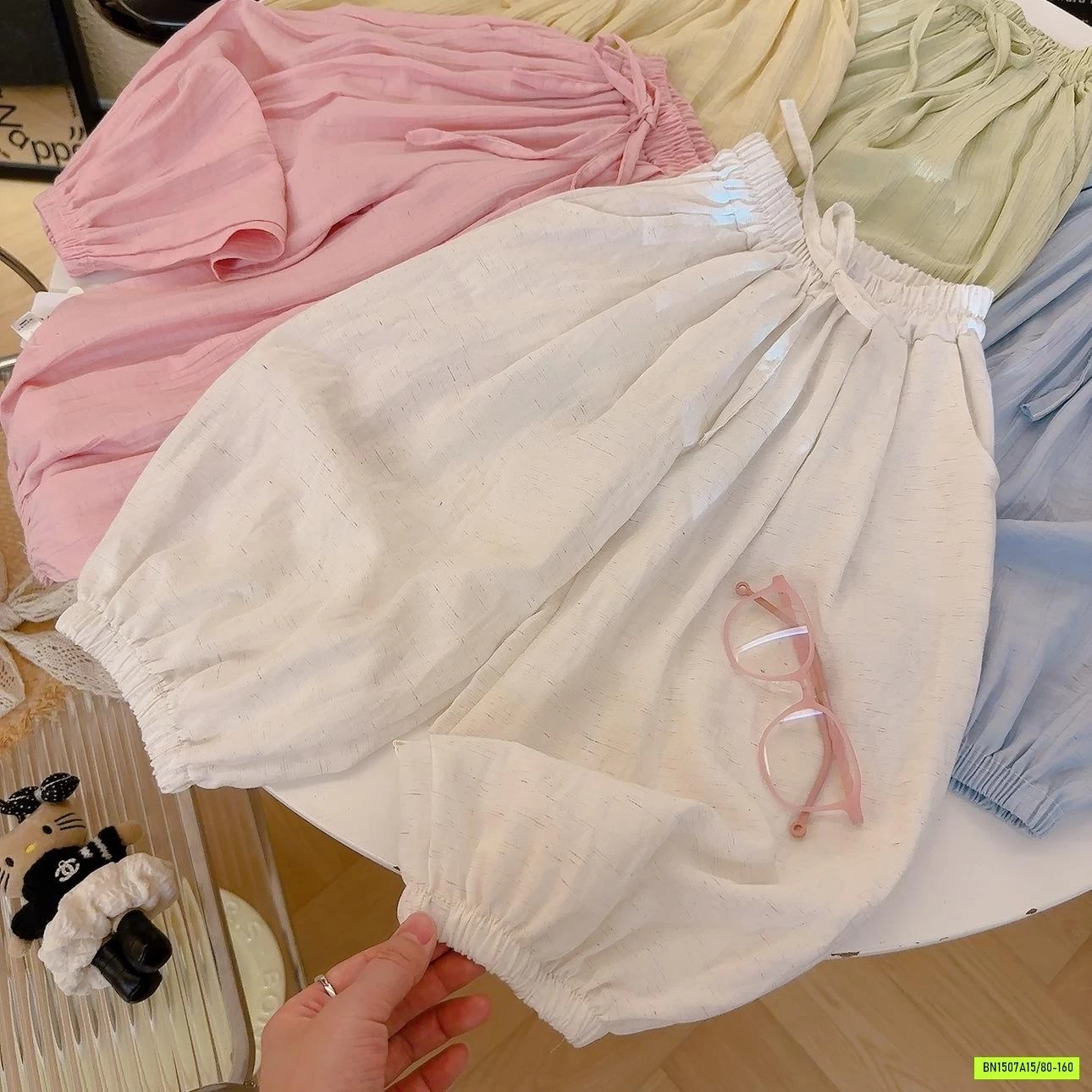 BAGGY MIX ÁO THUN GIẤY KẺ NGANG