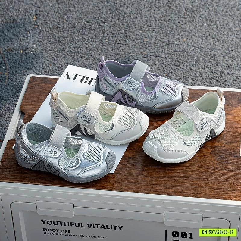 GIÀY THỂ THAO GIẢ SANDAL QUAI DÁN