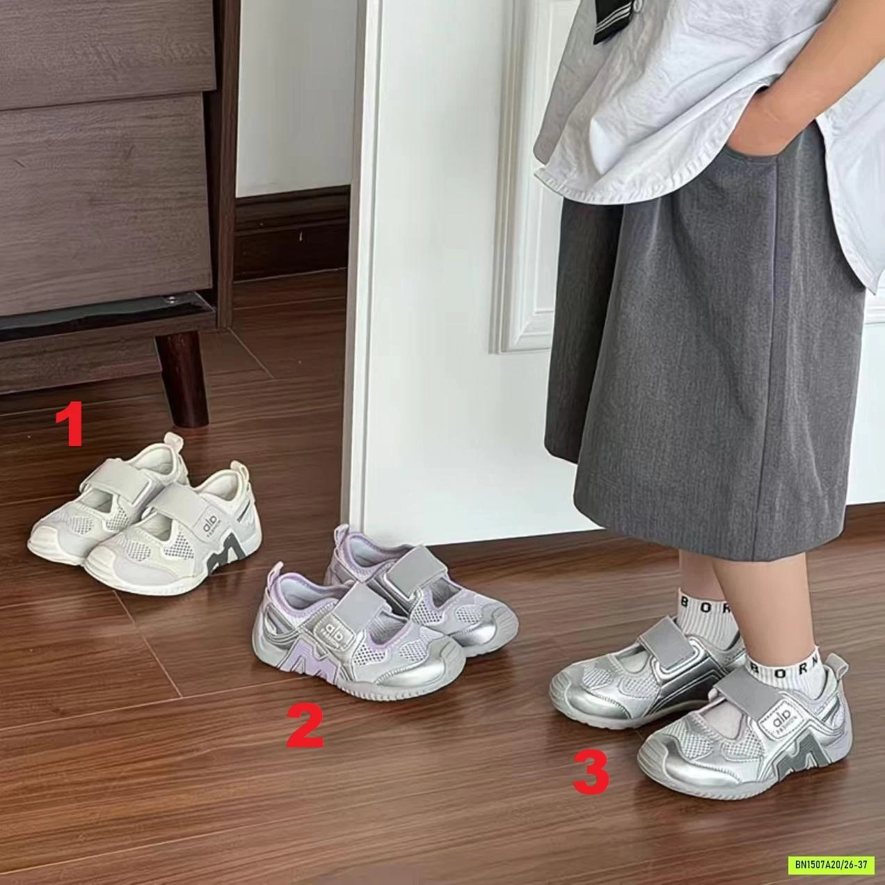 GIÀY THỂ THAO GIẢ SANDAL QUAI DÁN