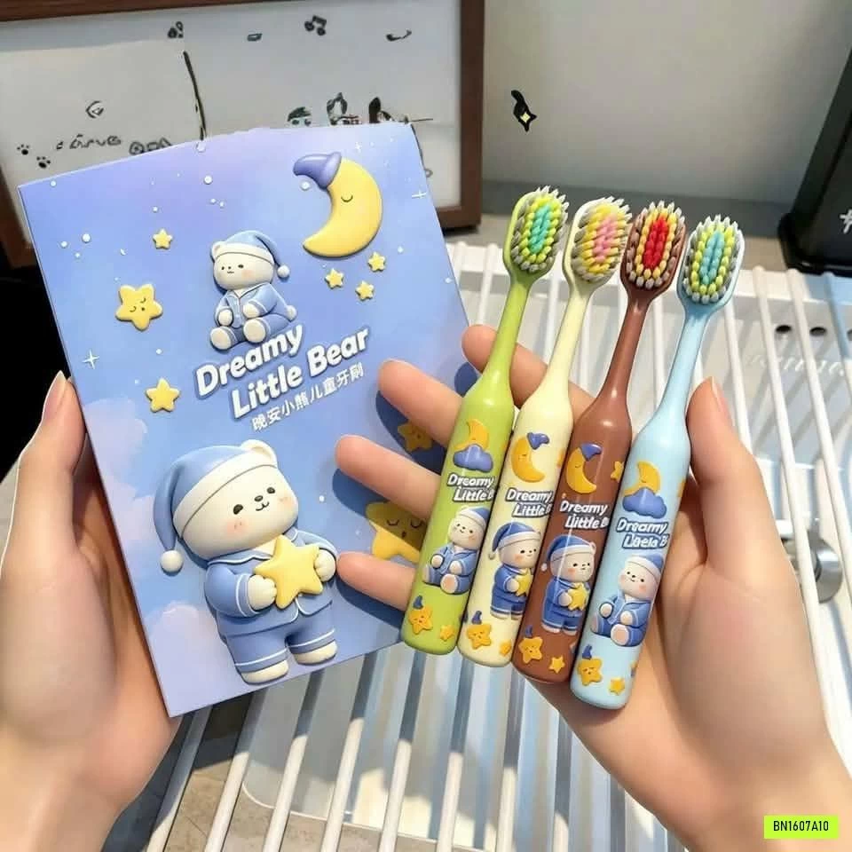 SET 4 BÀN CHẢI ĐÁNH RĂNG TRẺ EM DREAMY LITTLE BEAR