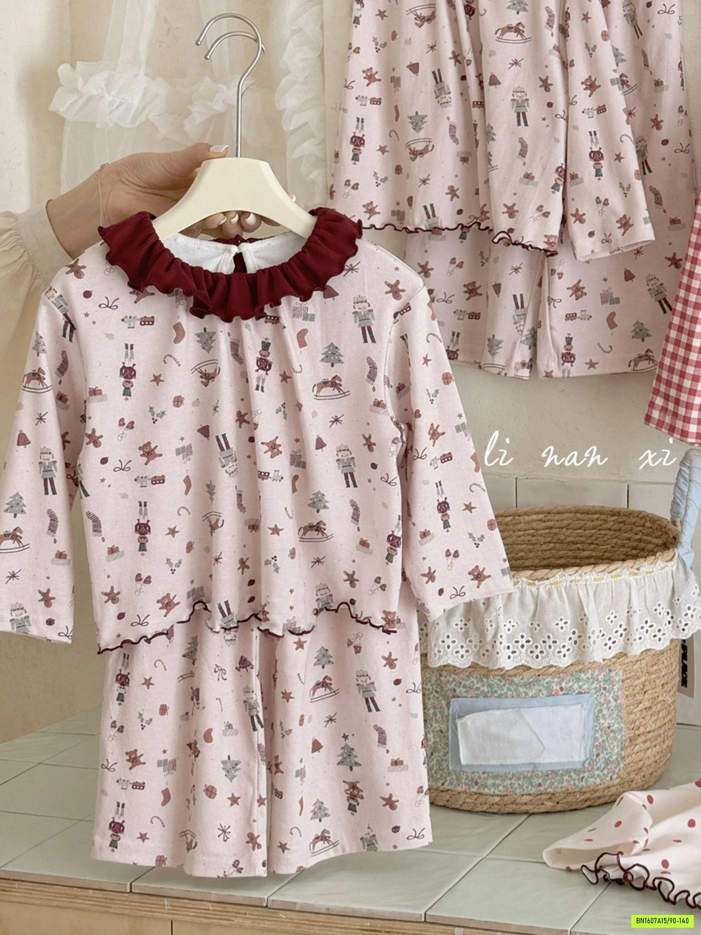 BỘ COTTON LINANXI CỔ BÈO DỄ THƯƠNG