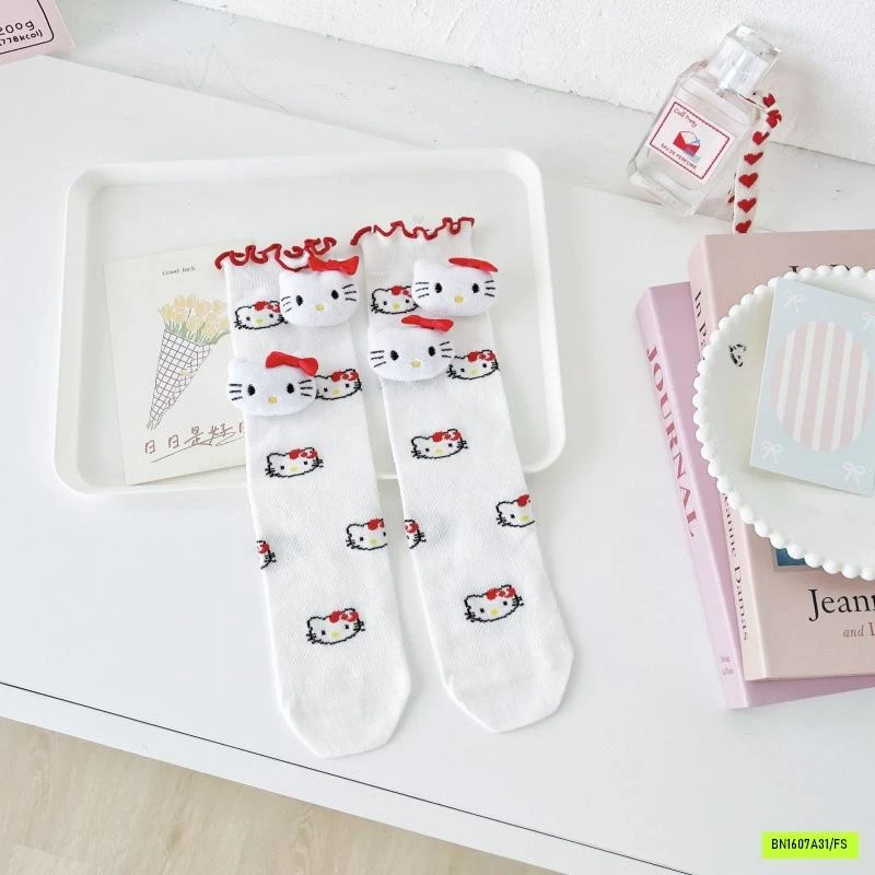 TẤT LƯỚI GẮN GẤU BÔNG KITTY