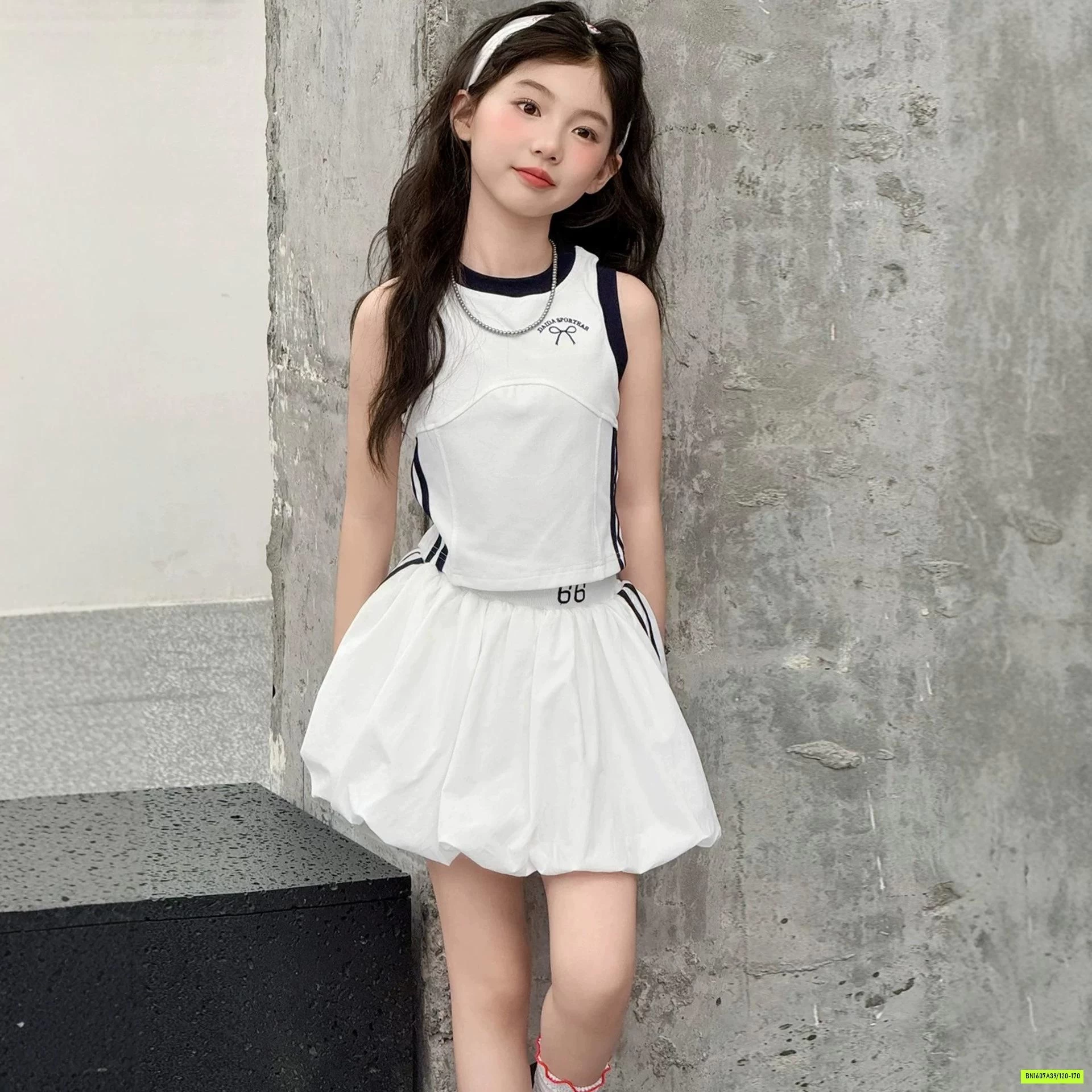 SÉT VÁY BÍ THỂ THAO SÁT NÁCH
