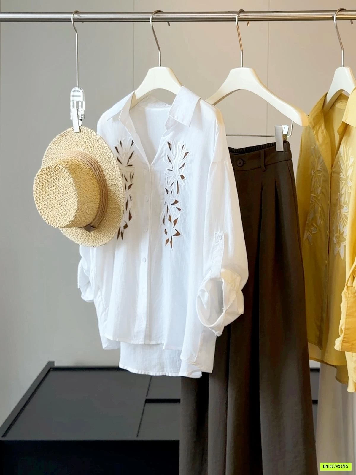 SƠ MI OVERSIZE THÊU ANNA