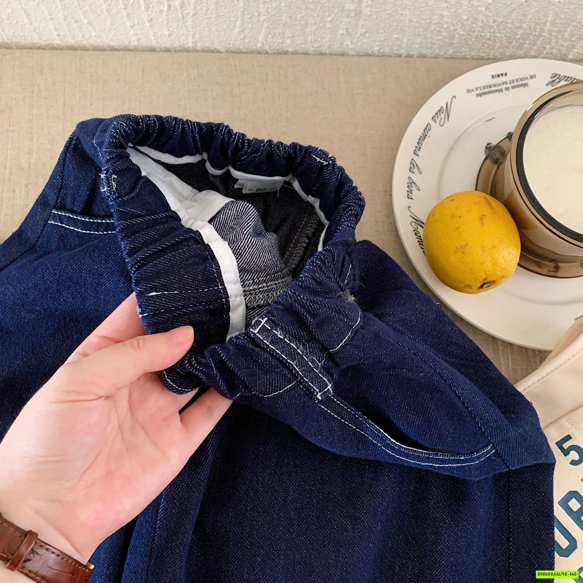 QUẦN BOM DENIM 3 CÚC