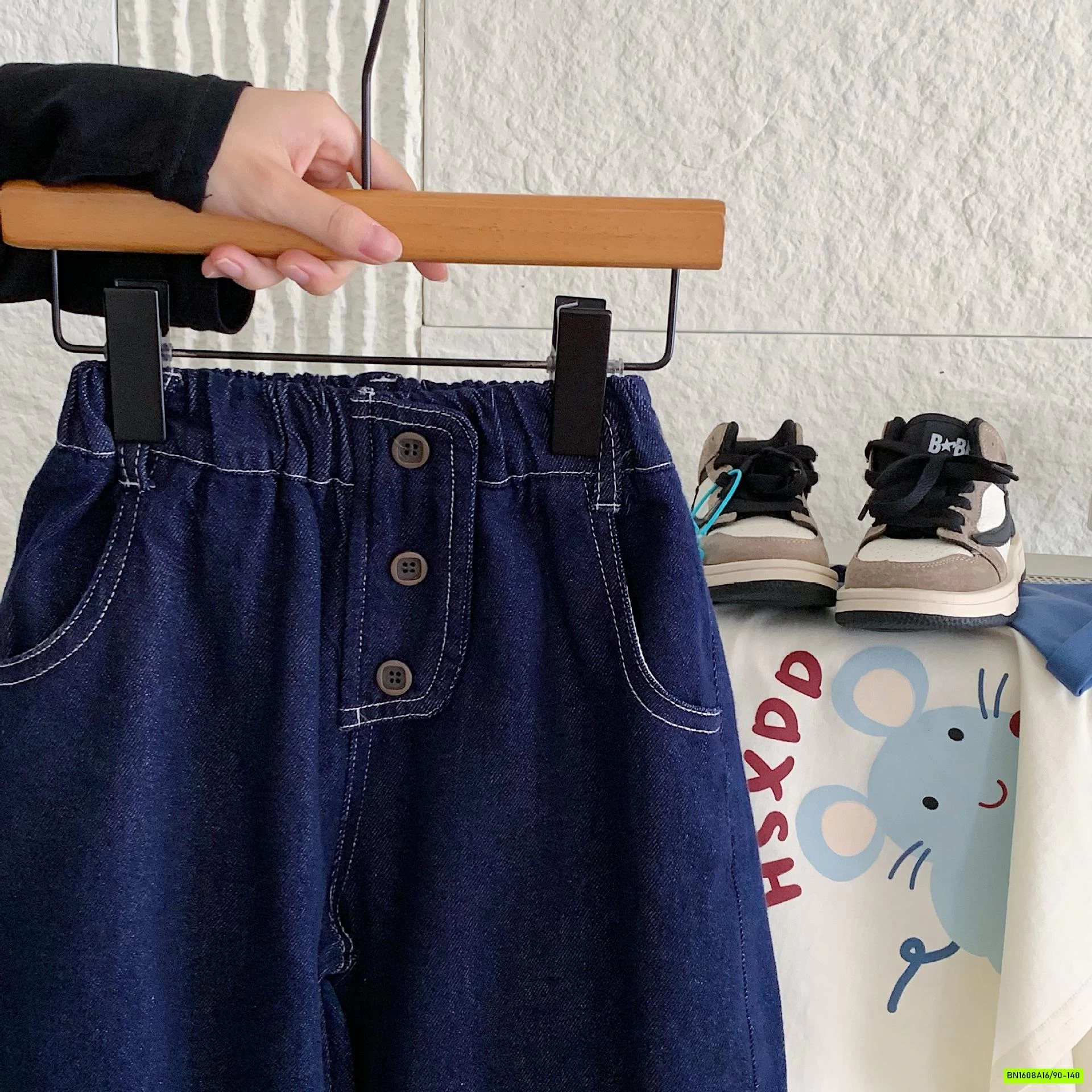 QUẦN BOM DENIM 3 CÚC