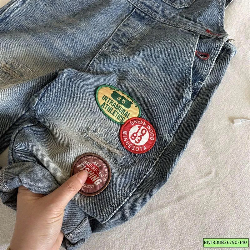 QUẦN YẾM JEAN GẮN MÁC MMY
