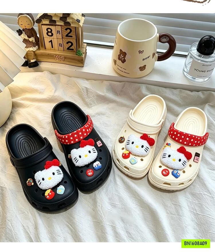 SỤC KITTY DỄ THƯƠNG MẸ BÉ