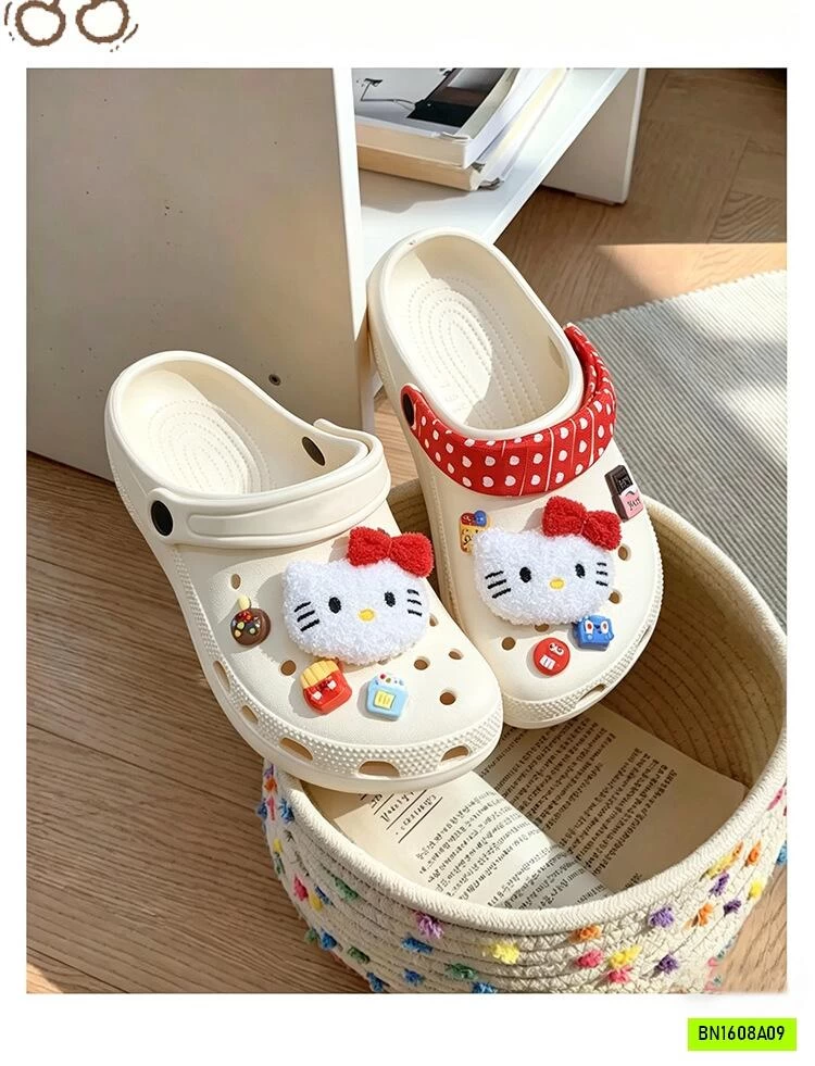 SỤC KITTY DỄ THƯƠNG MẸ BÉ