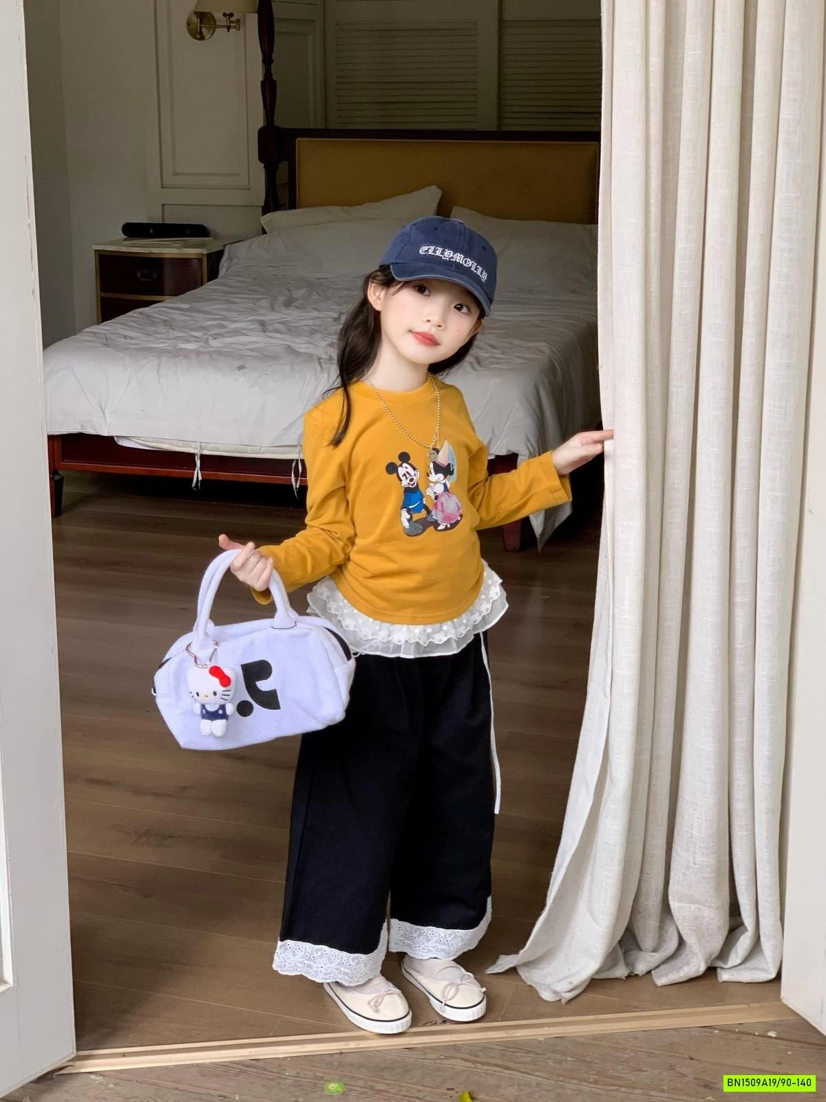 ÁO MICKEY MIX JEANS SUÔNG VIỀN REN