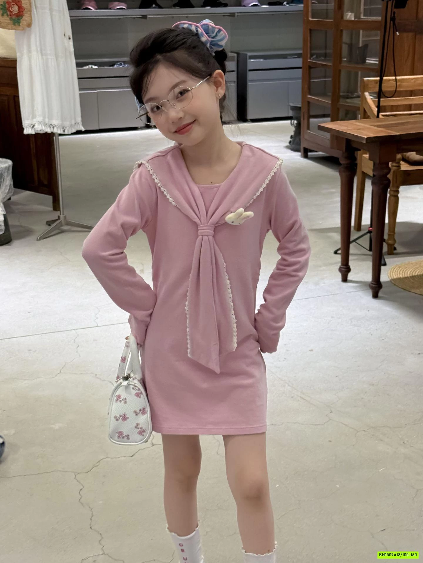 ĐẦM NỈ HỒNG CỔ GIẢ KHĂN