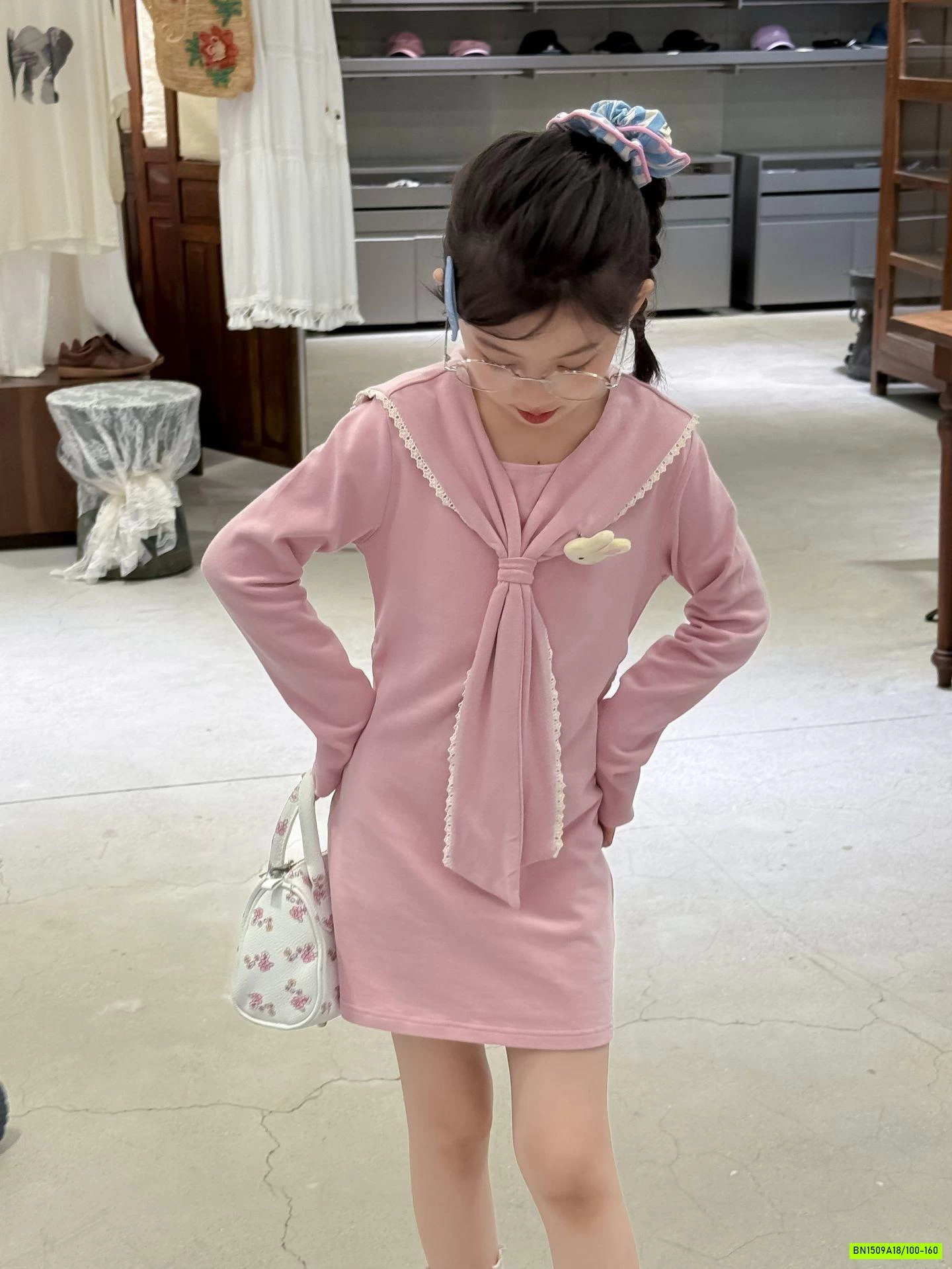 ĐẦM NỈ HỒNG CỔ GIẢ KHĂN