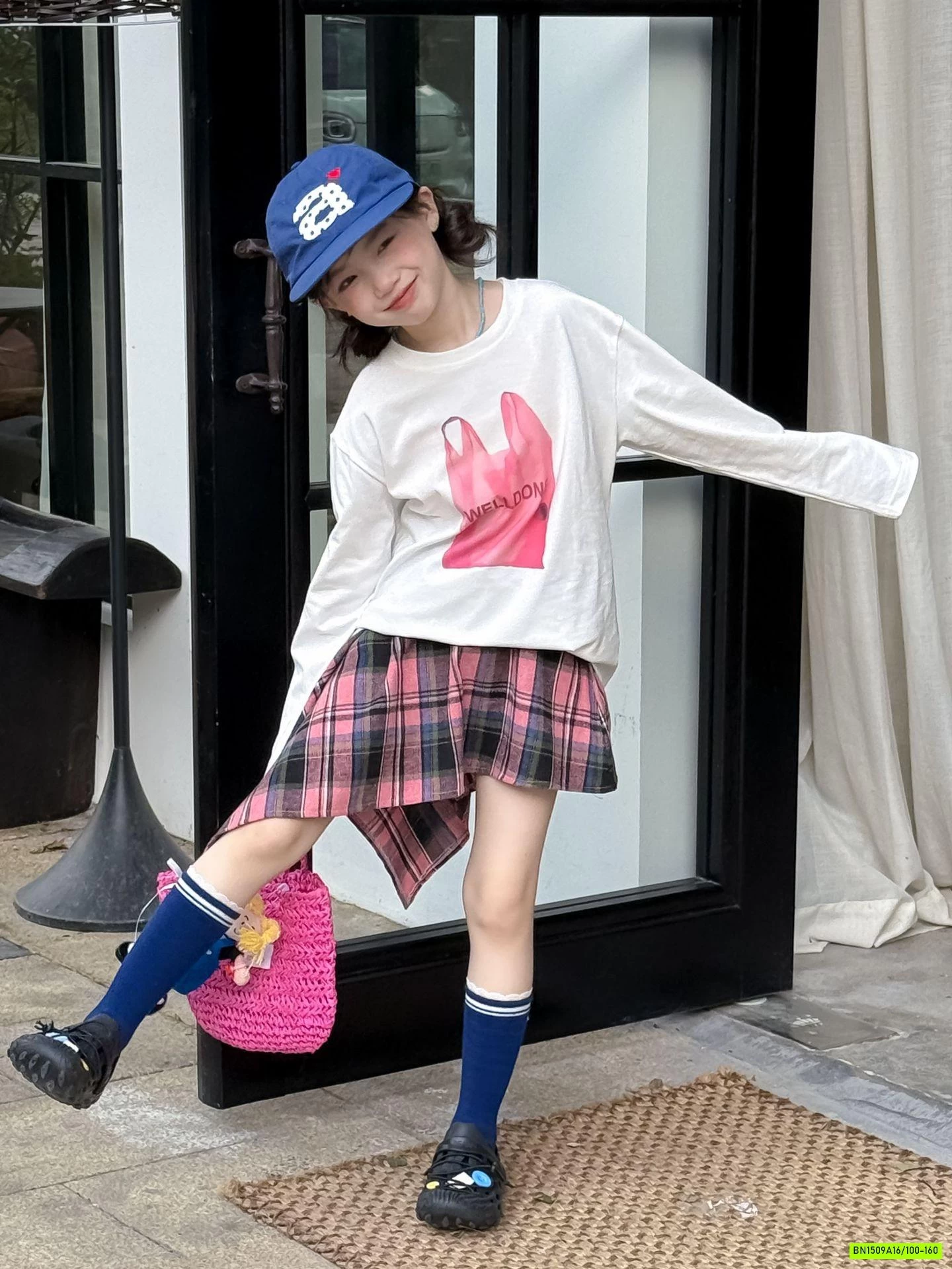 ÁO THUN IN HÌNH TÚI MIX QUẦN VÁY