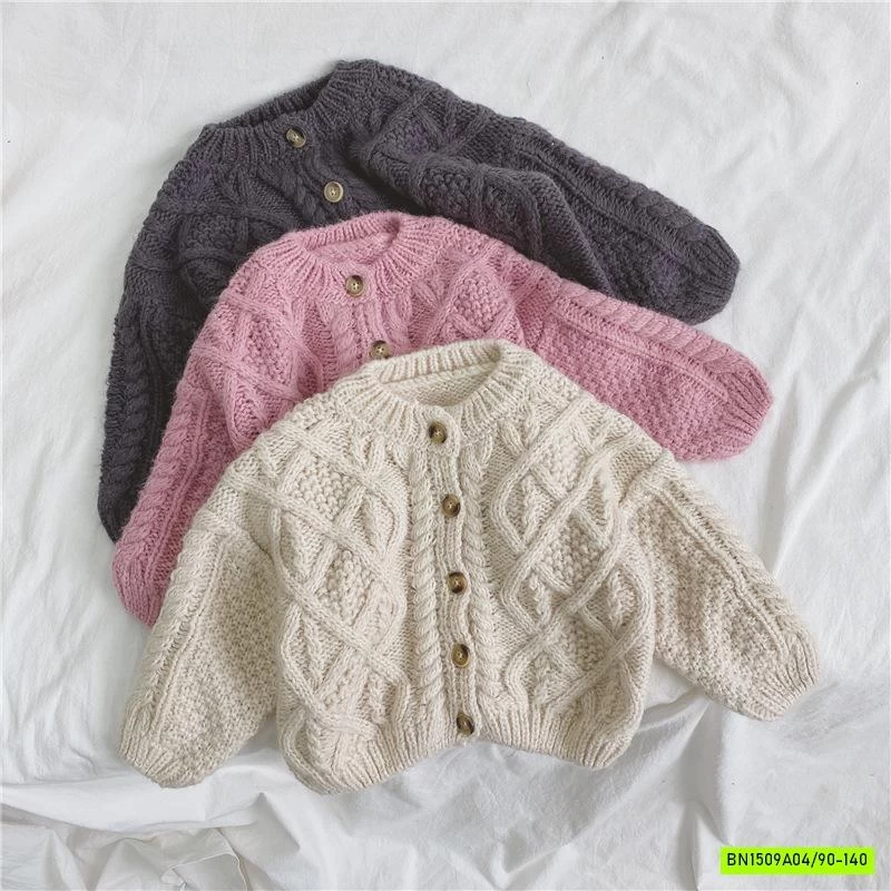 KHOÁC LEN VẶN THỪNG