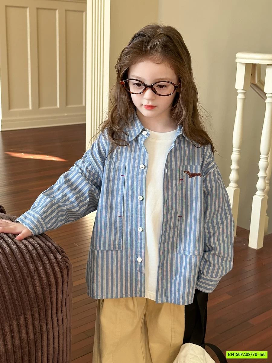 SƠ MI SỌC XANH MIX QUẦN SUÔNG AMBB