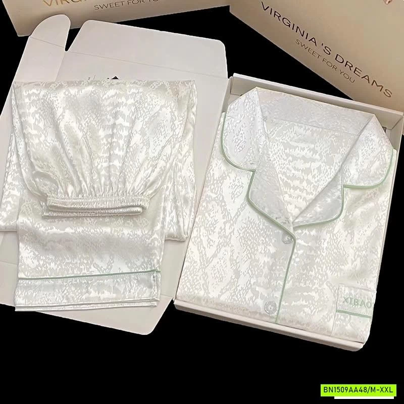 PIZAMA TRẮNG CỘC NHÁM