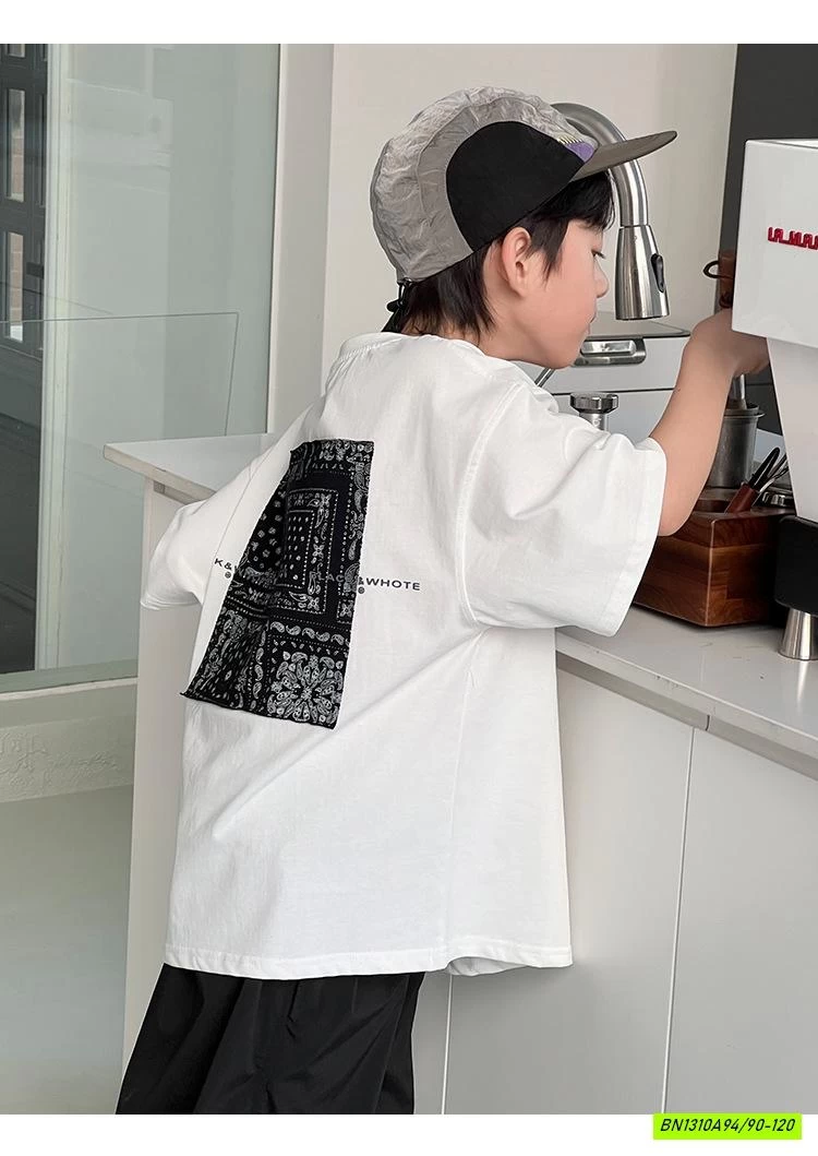 ÁO THUN TRẮNG IN CHỮ NHỎ