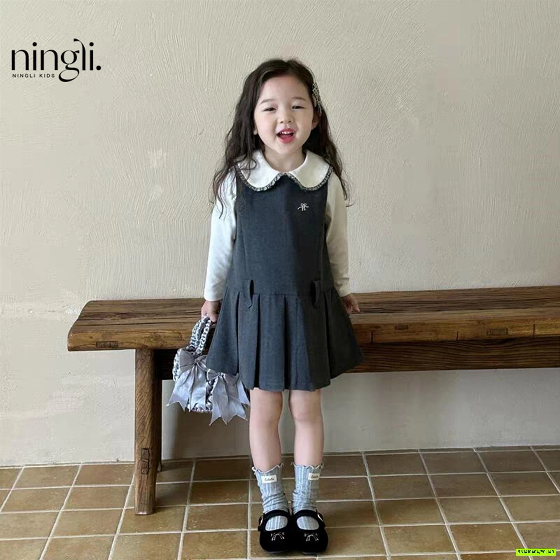 SÉT VÁY + SƠ MI CỔ SEN NINGLI