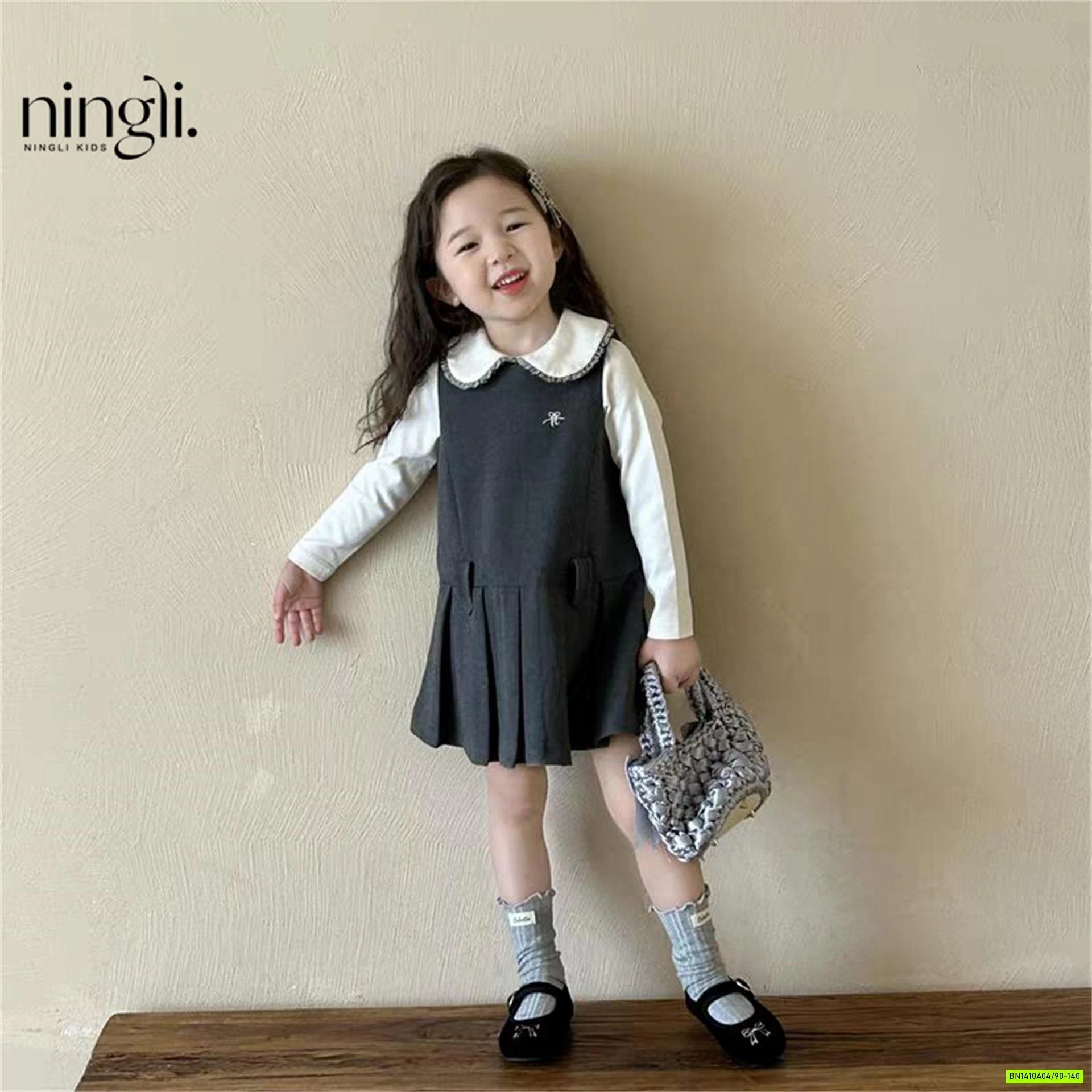 SÉT VÁY + SƠ MI CỔ SEN NINGLI