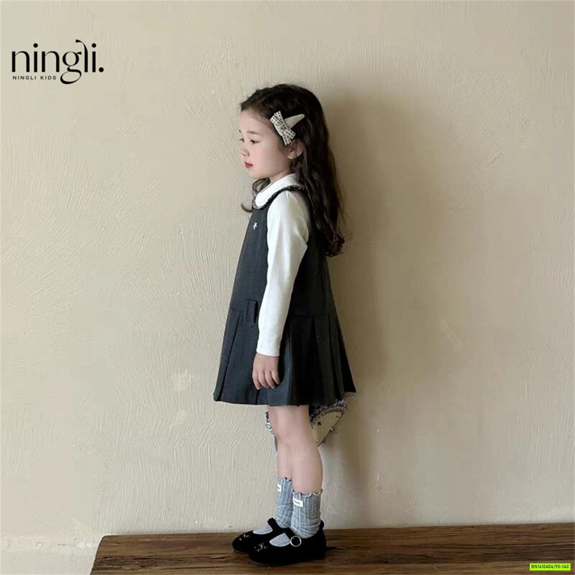 SÉT VÁY + SƠ MI CỔ SEN NINGLI