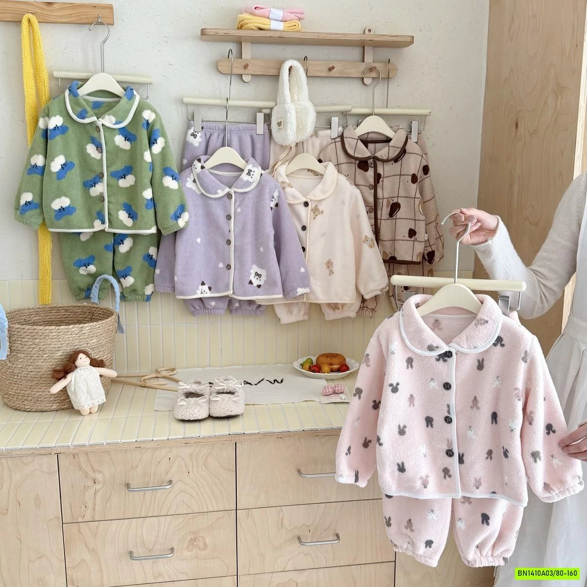 PIZAMA NỈ BÔNG HỌA TIẾT