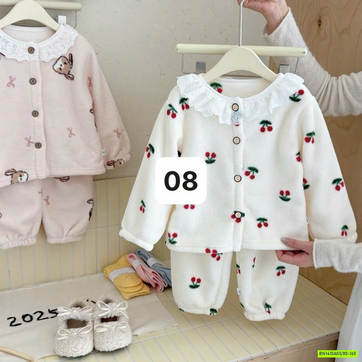 PIZAMA NỈ BÔNG HỌA TIẾT