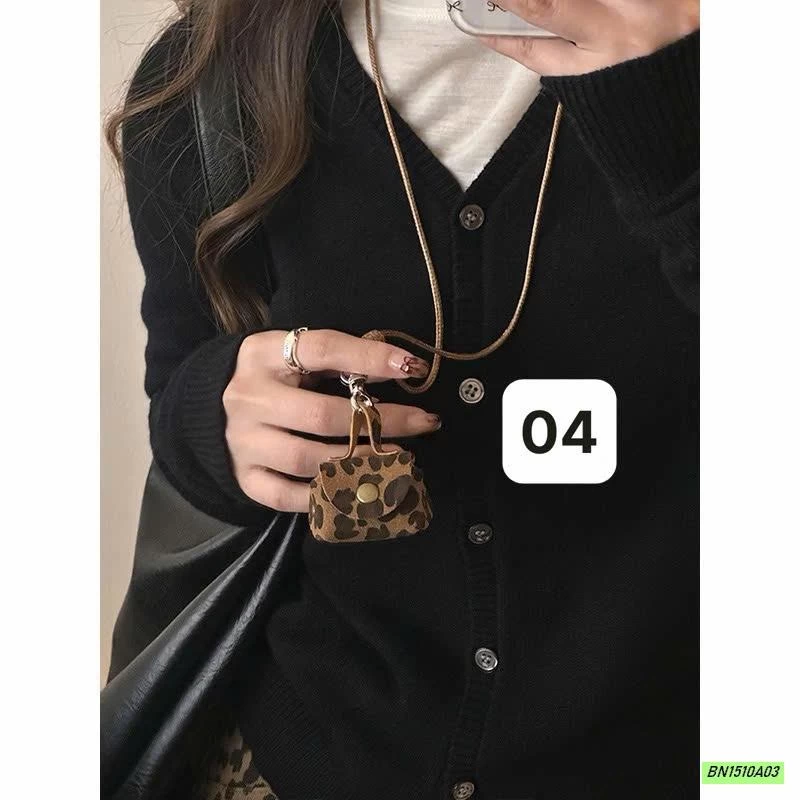 VÒNG CỔ HÌNH TÚI XÁCH PHỤ KIỆN