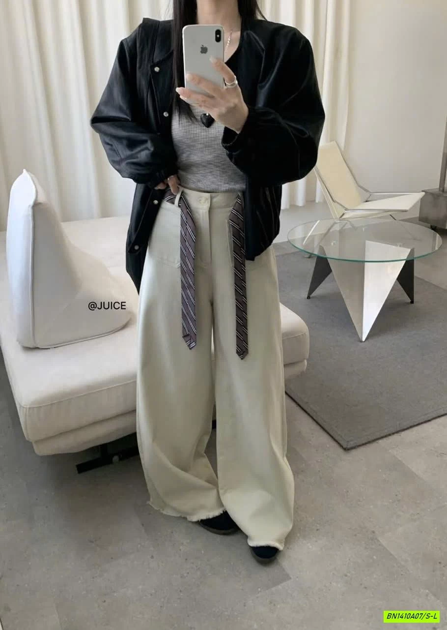 JEANS SUÔNG TUA GẤU JUICE