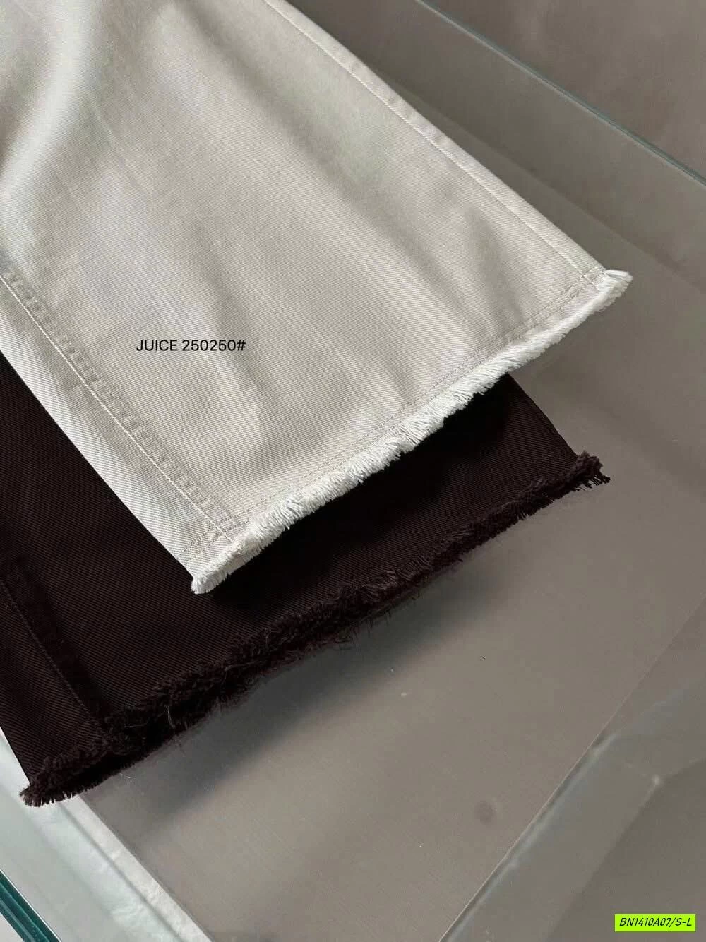 JEANS SUÔNG TUA GẤU JUICE